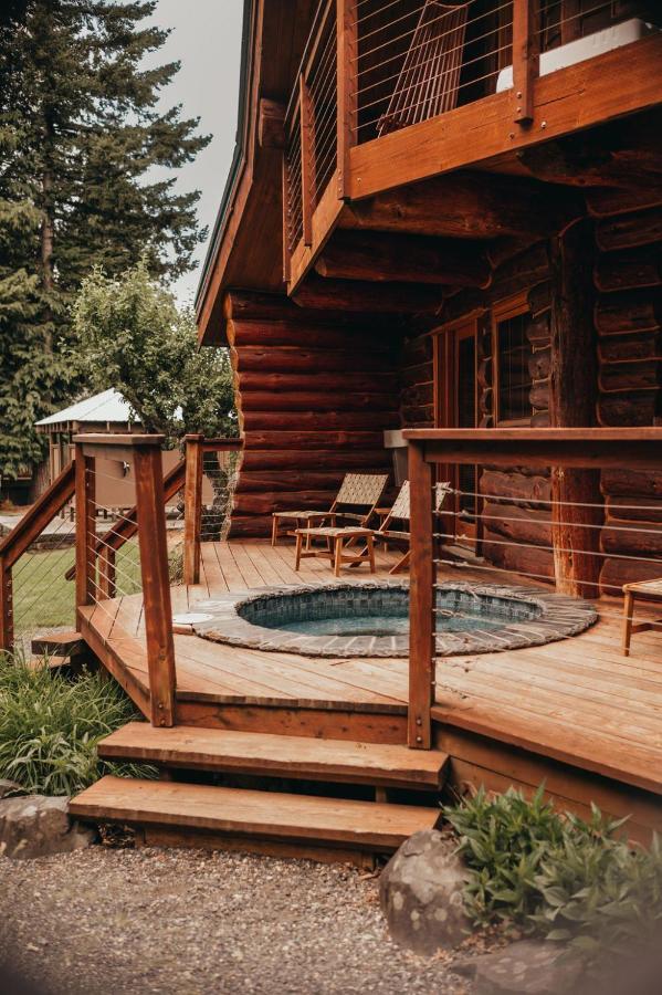 Wilder And Pine Riverside Cabins Stevenson Exteriér fotografie